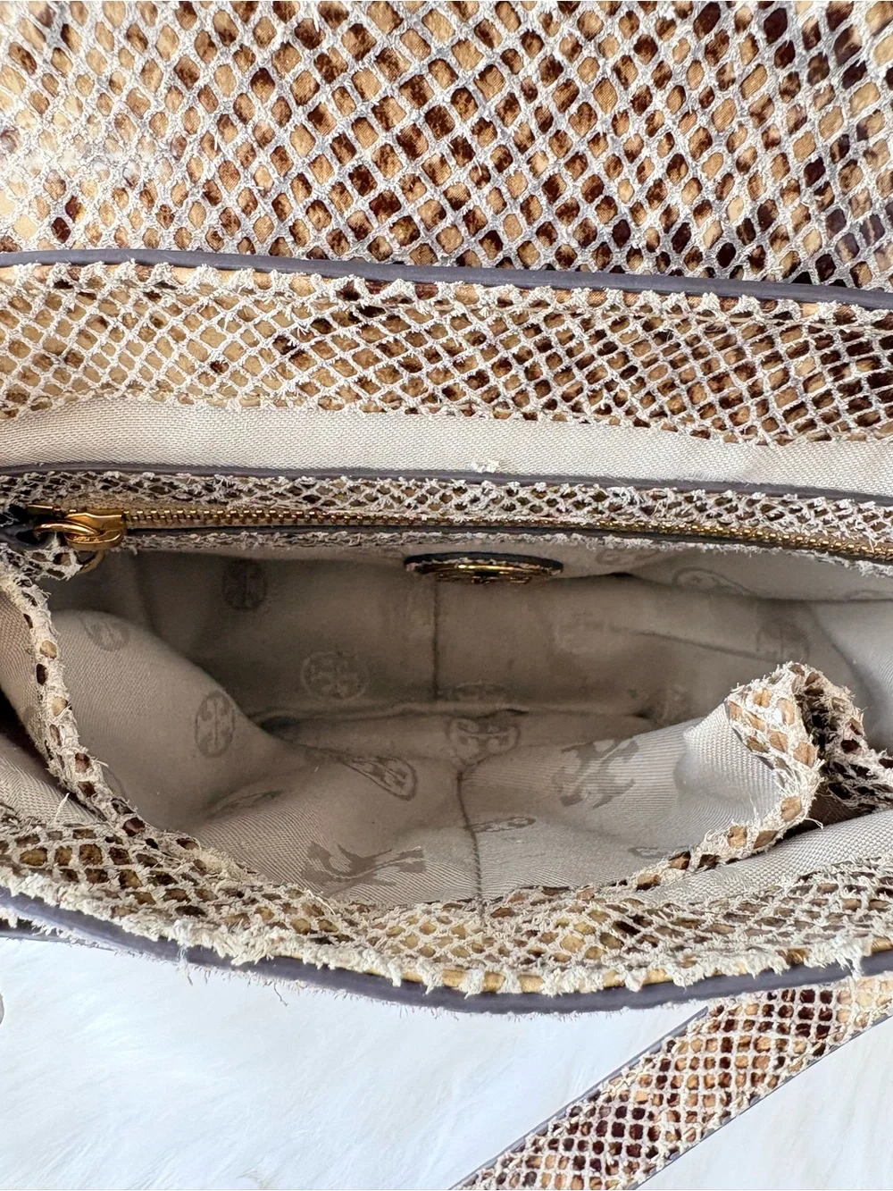 Tory Burch 797 Medium‎ Natural Raffia Snakeskin Print Flap Satchel Shoulder Bag.